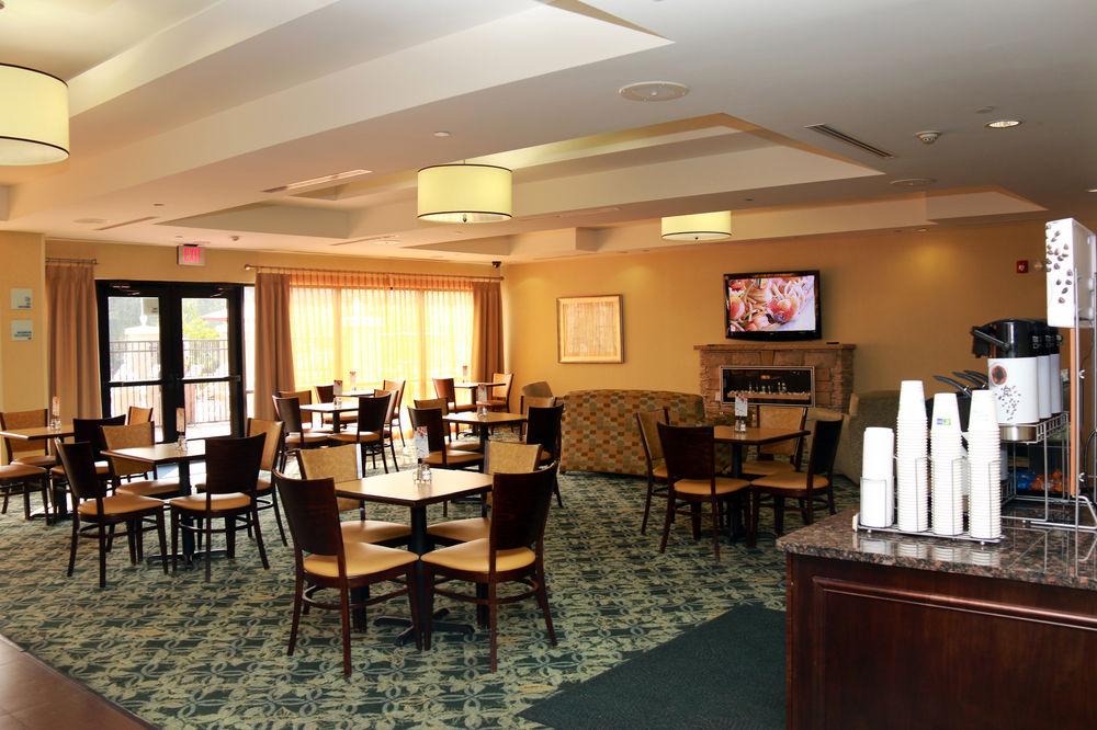 Holiday Inn Express Hotel & Suites Perry, An Ihg Hotel Buitenkant foto